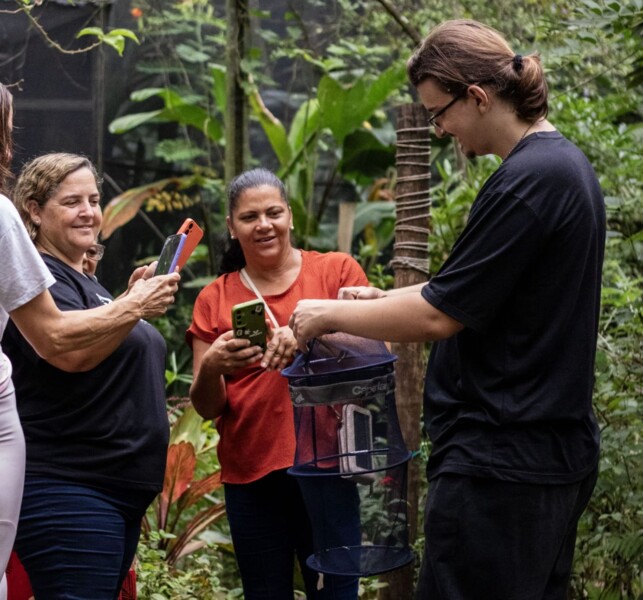 A ARIE Mata de Santa Genebra recebeu a visita de integrantes do Centro de Convivência Inclusivo e intergeracional do Projeto Gente Nova – PROGEN -Unidade Satélite Iris.